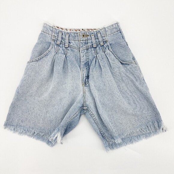 Lee Vintage 80s High Waisted Pleated Front Faded Wash 7" Jean Shorts - Picture 1 of 6